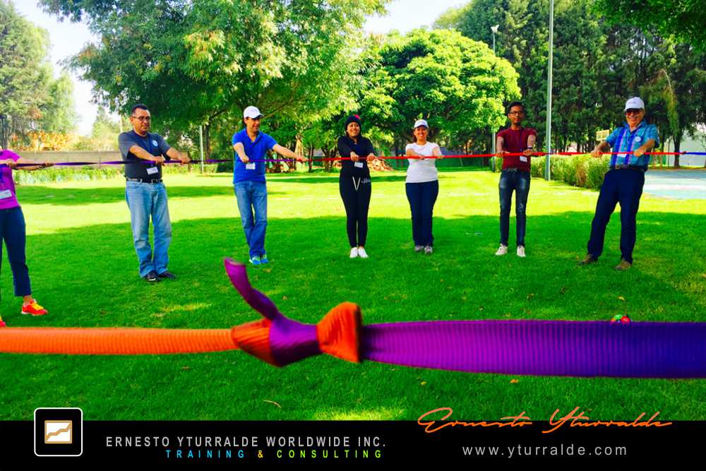 Team Building Perú | Taller de Trabajo en Equipo para Empresas